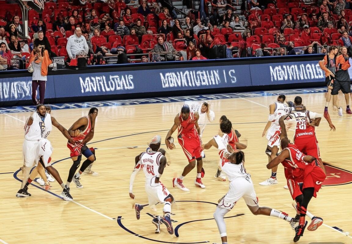 NBA火箭对鹈鹕对决解析：数据对比与战术分析(图2)